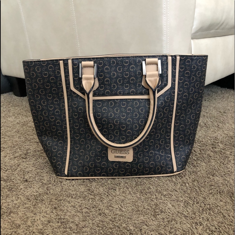 GUESS purse